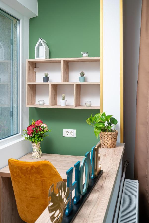 Amazon Apartment Bucharest